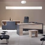 مكتب مدير مودرن خشب طبيعي بتصميم أنيق وعصري