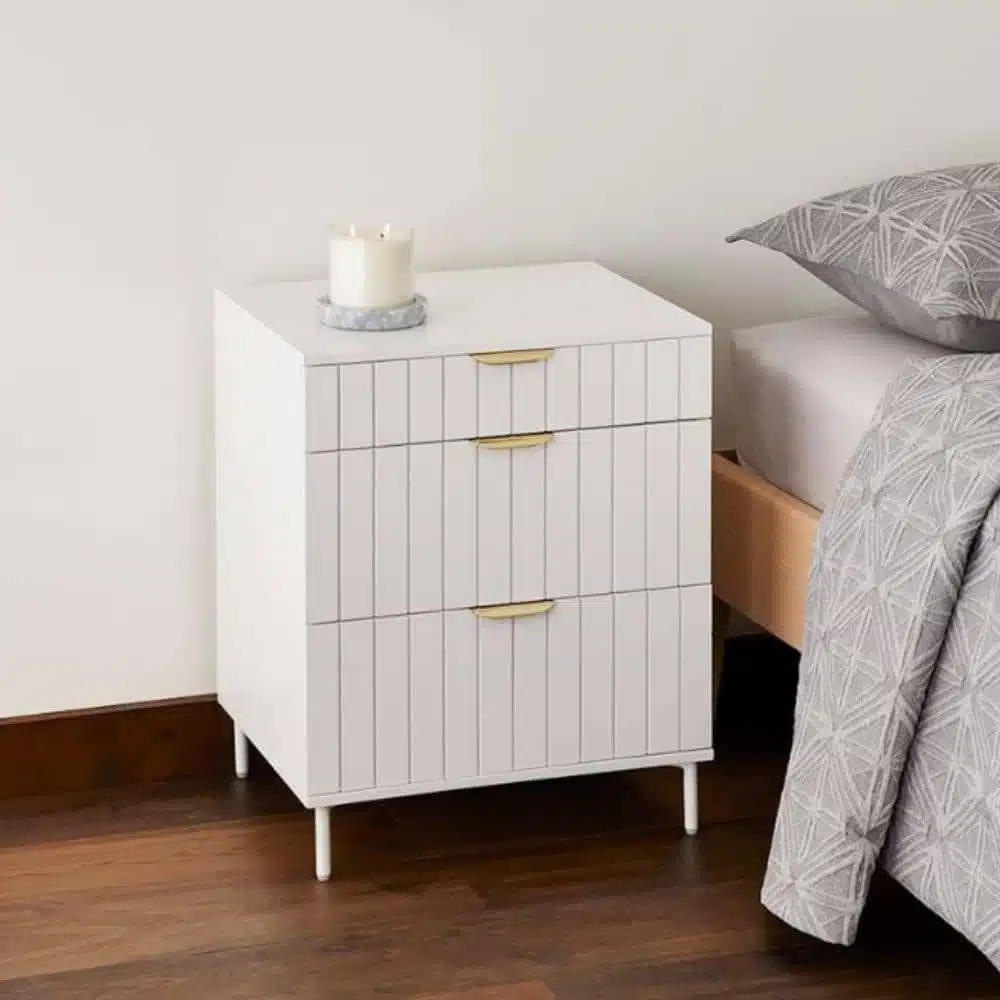 Best-Bedroom-Nightstand-With-3-Drawers-كمدينو-غرفة-نوم-1.jpg كمدينو غرفة نوم - الصورة 1