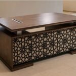 مكتب مدير مودرن بتصميم أنيق وعصري