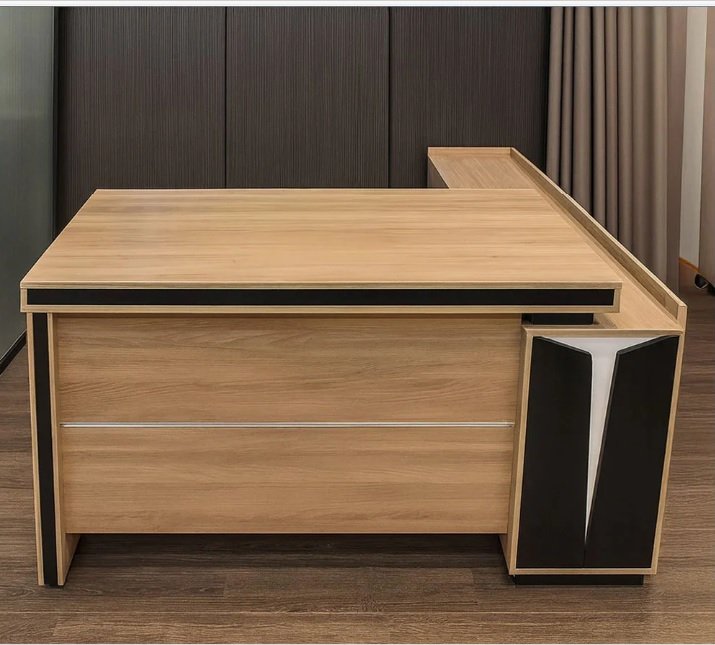 IF0105 مكتب مدير بتصميم راقٍ | خامات ممتازة وأناقة مكتبية - الصورة 1