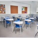 كراسي وديسكات مدرسية عالية الجودة للفصول