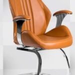 كرسي انتظار جلد بتصميم عصري – راحة وأناقة لمناطق الانتظار