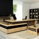 مكتب مدير بتصميم مميز | خامات عالية وتشطيب أنيق